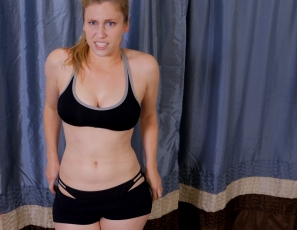 Mind_Controlling_Your_Slutty_StepSister